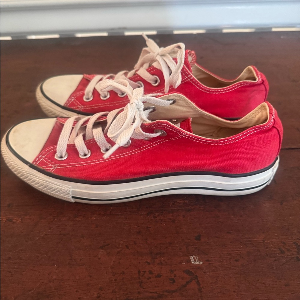 Converse - Picture 3 of 7